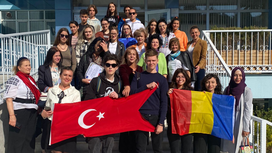 Romanyadan Misafirlerimiz Okulumuzu Ziyaret Ettiler