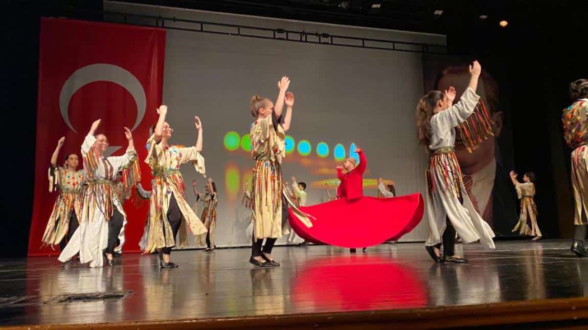 Anadolu'nun Gizemleri – 7 Halk Dansları Gecesi Merinos Orhangazi Salonunda Yapıldı